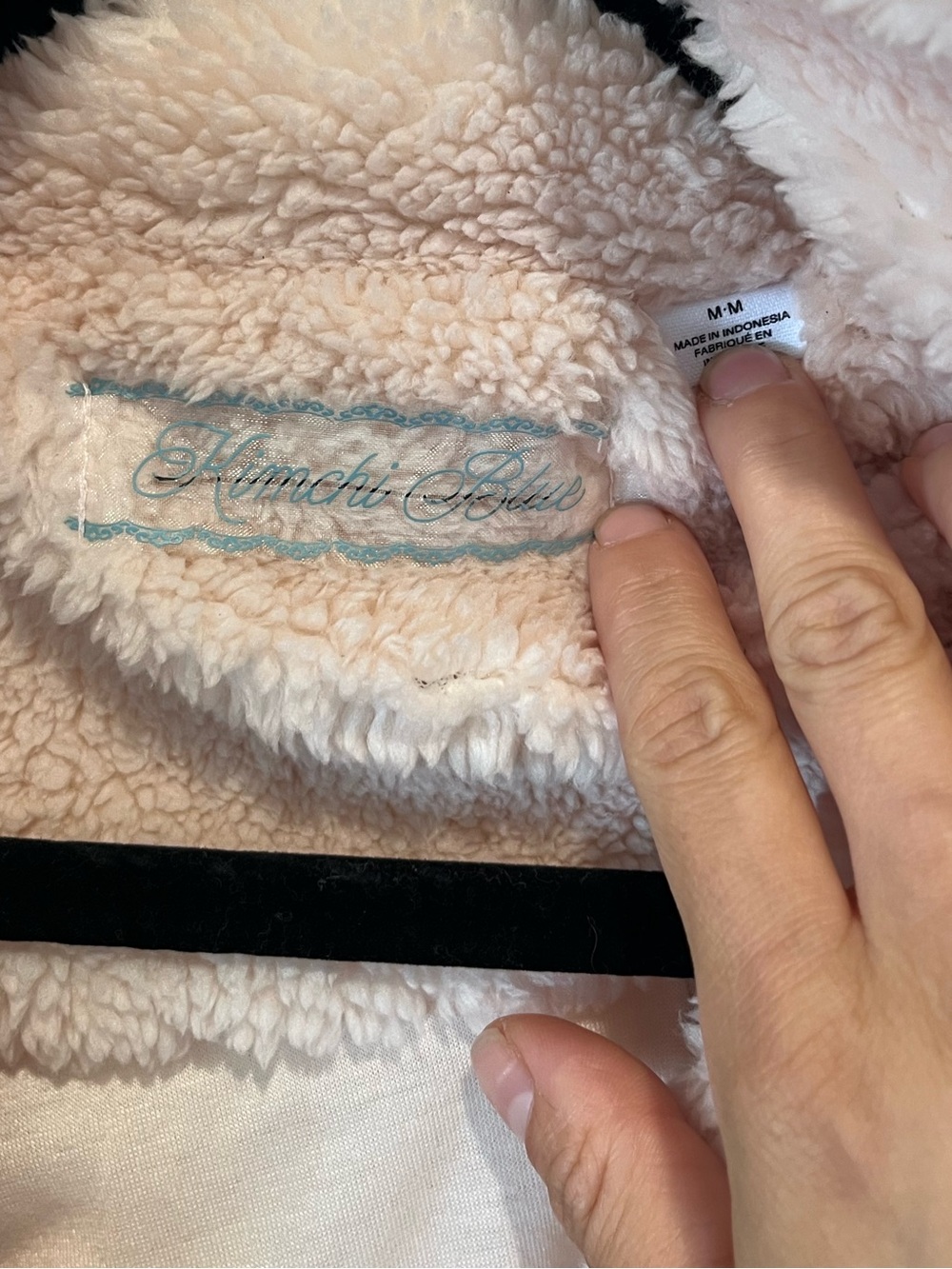 Kimchi Blue Snow Bunny Printed Piled Fleece Zip-Up Jacket - Picture 7 of 11